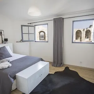 arles-hideaway-le-duplex-des-arenes.fr-provencehotel.com/